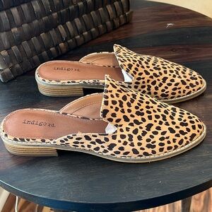 Indigo Road slide on mules size 9.5M